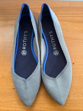 *ROTHY’S* NWOT Grey Pointy Toe Ballet Flats